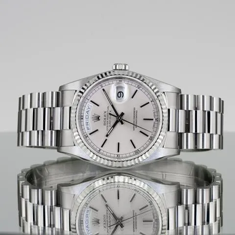 Rolex Day-Date 36 18239 36mm White gold Silver