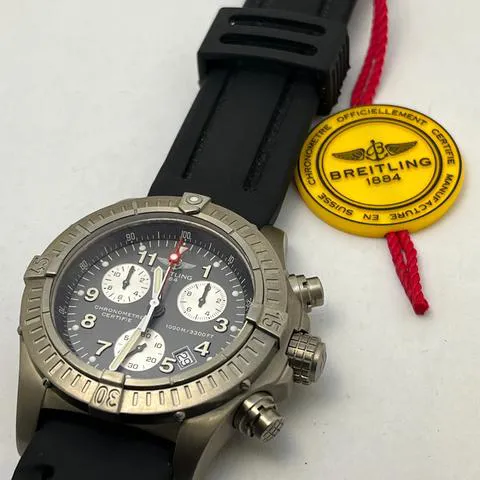 Breitling Avenger E73360 44mm Titanium Gray 9