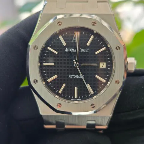 Audemars Piguet Royal Oak 15300ST.OO.1220ST.03 39mm Stainless steel Black