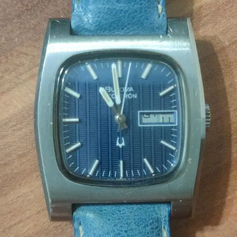 Bulova Accutron 33.5mm Blue