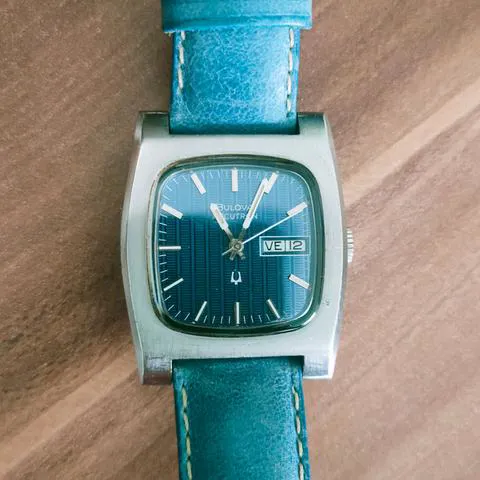 Bulova Accutron 33.5mm Blue 5