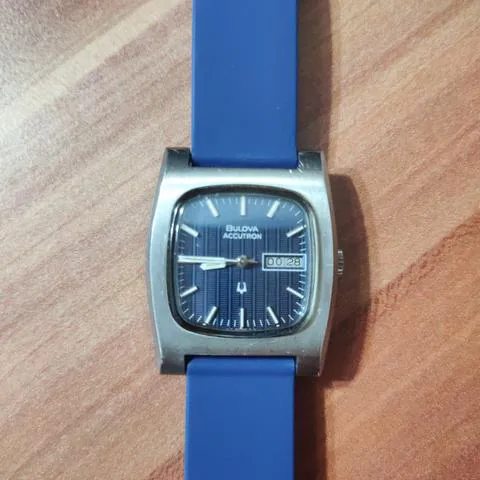 Bulova Accutron 33.5mm Blue 8