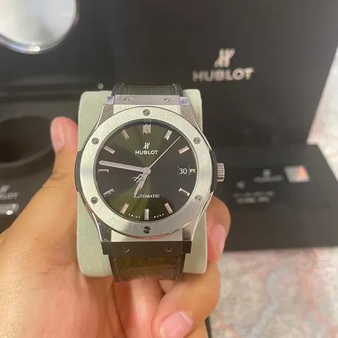 Hublot Classic Fusion 511.NX.8970.LR 45mm Titanium Green