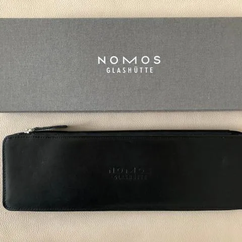 NOMOS Tangomat 641.S1 38mm Stainless steel Black 6