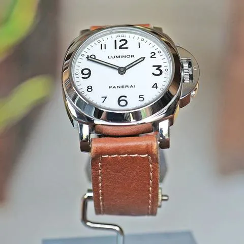 Panerai Luminor Base PAM 10 44mm Stainless steel White 9