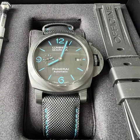 Panerai Luminor GMT Automatic PAM 01661 44mm Carbon fiber Black 6