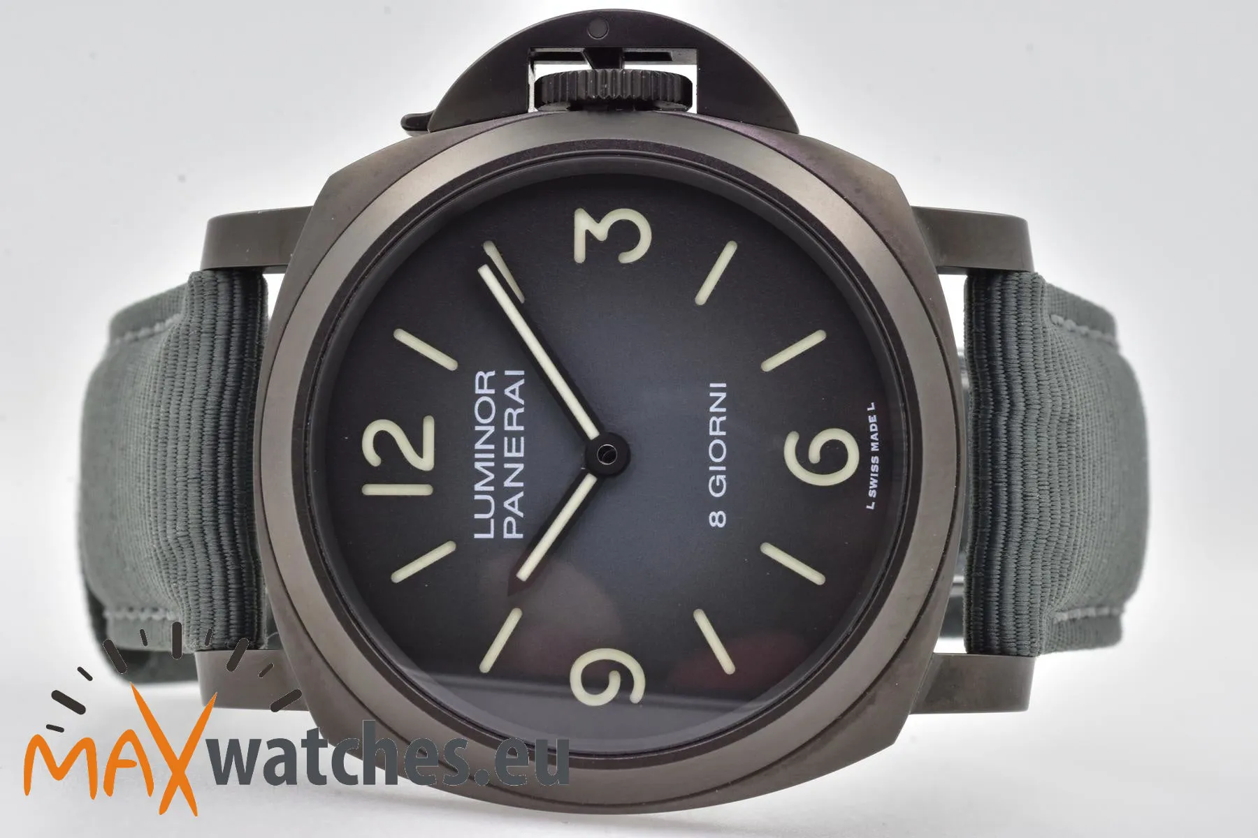 Panerai Luminor PAM 02121 44mm Titanium Black