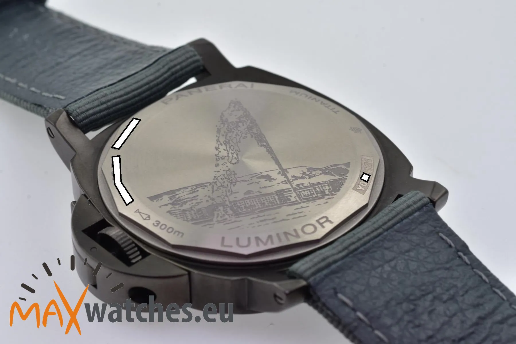 Panerai Luminor PAM 02121 44mm Titanium Black 8