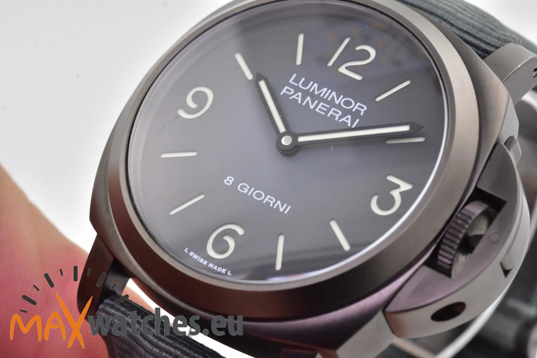 Panerai Luminor PAM 02121 44mm Titanium Black 9