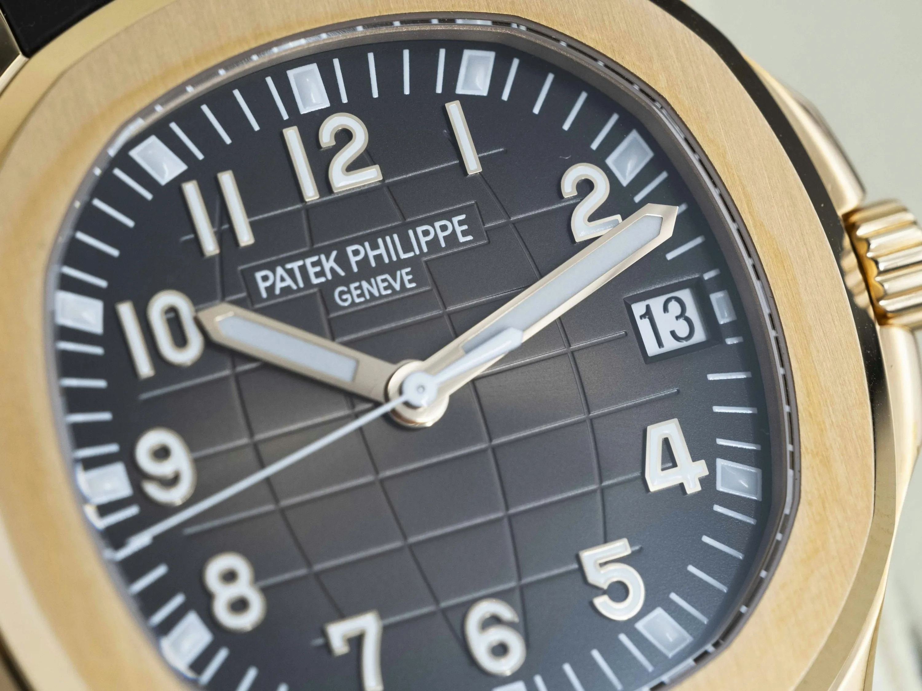 Patek Philippe Aquanaut 5167R 40.8mm Rose gold Brown 2