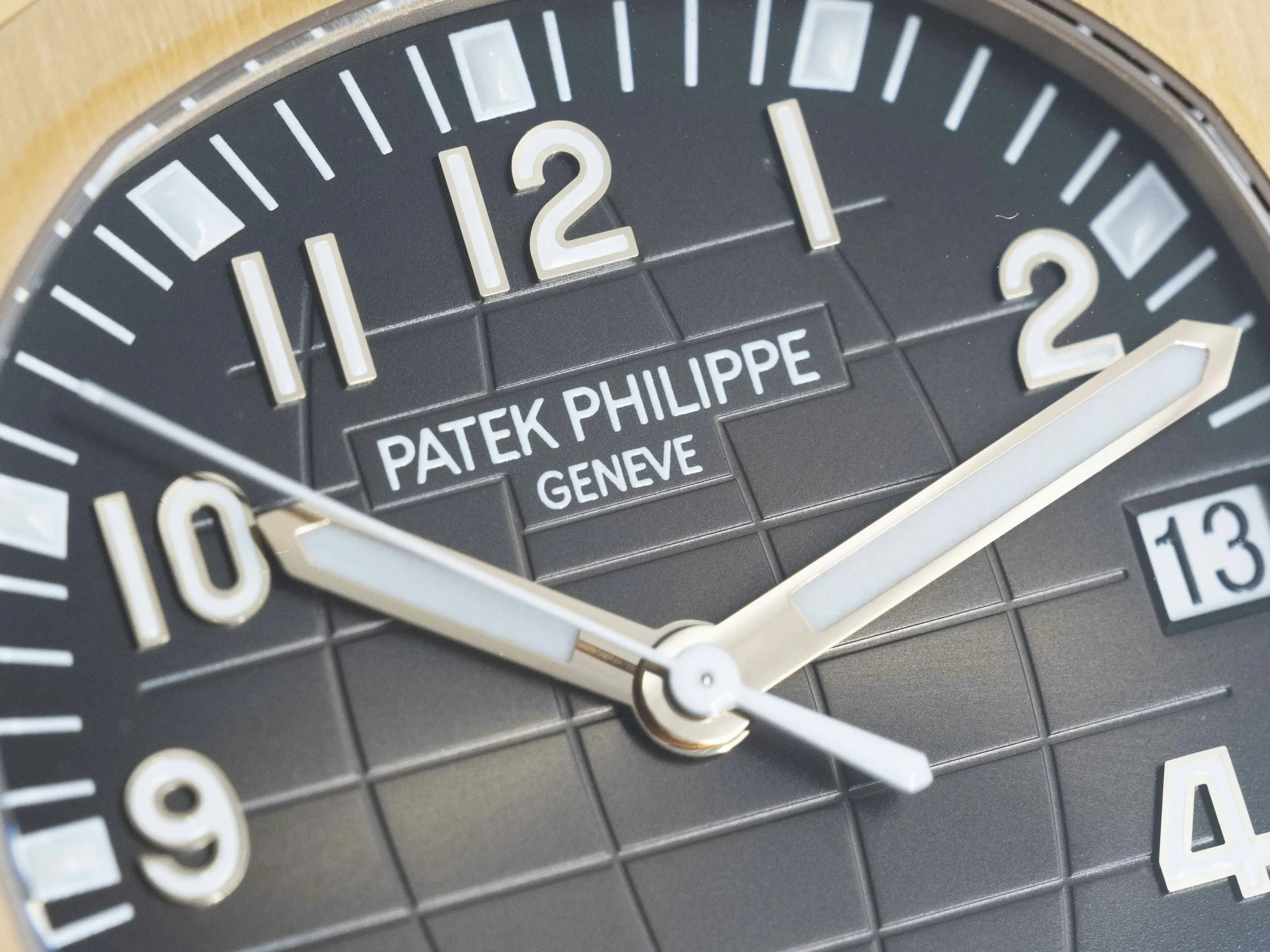 Patek Philippe Aquanaut 5167R 40.8mm Rose gold Brown 4