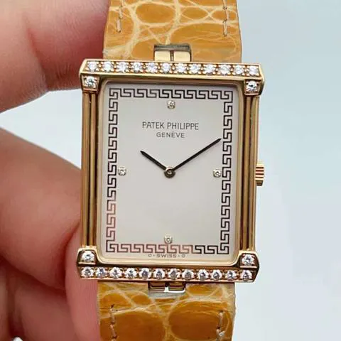 Patek Philippe Les Grecques 3776 25mm Yellow gold 1