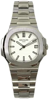 Patek Philippe Nautilus 5711/1A-011 Stainless steel White