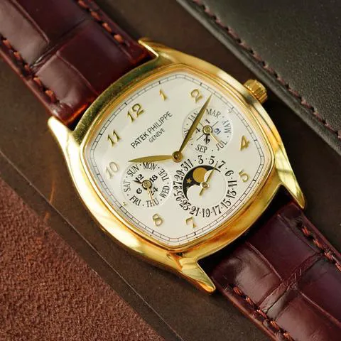 Patek Philippe Perpetual Calendar 5940J 37mm Yellow gold Silver 4