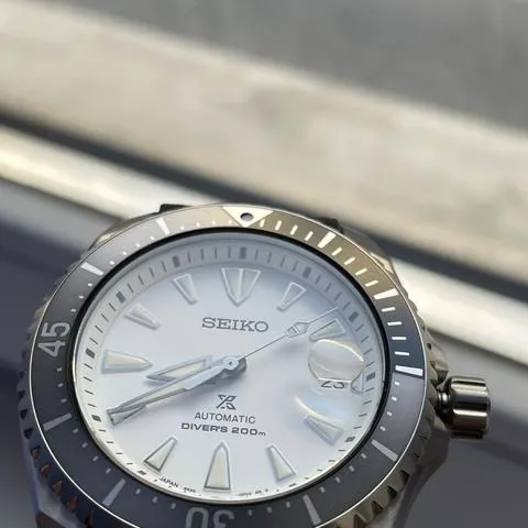 Seiko Prospex SPB191J1 43.5mm Titanium White 6