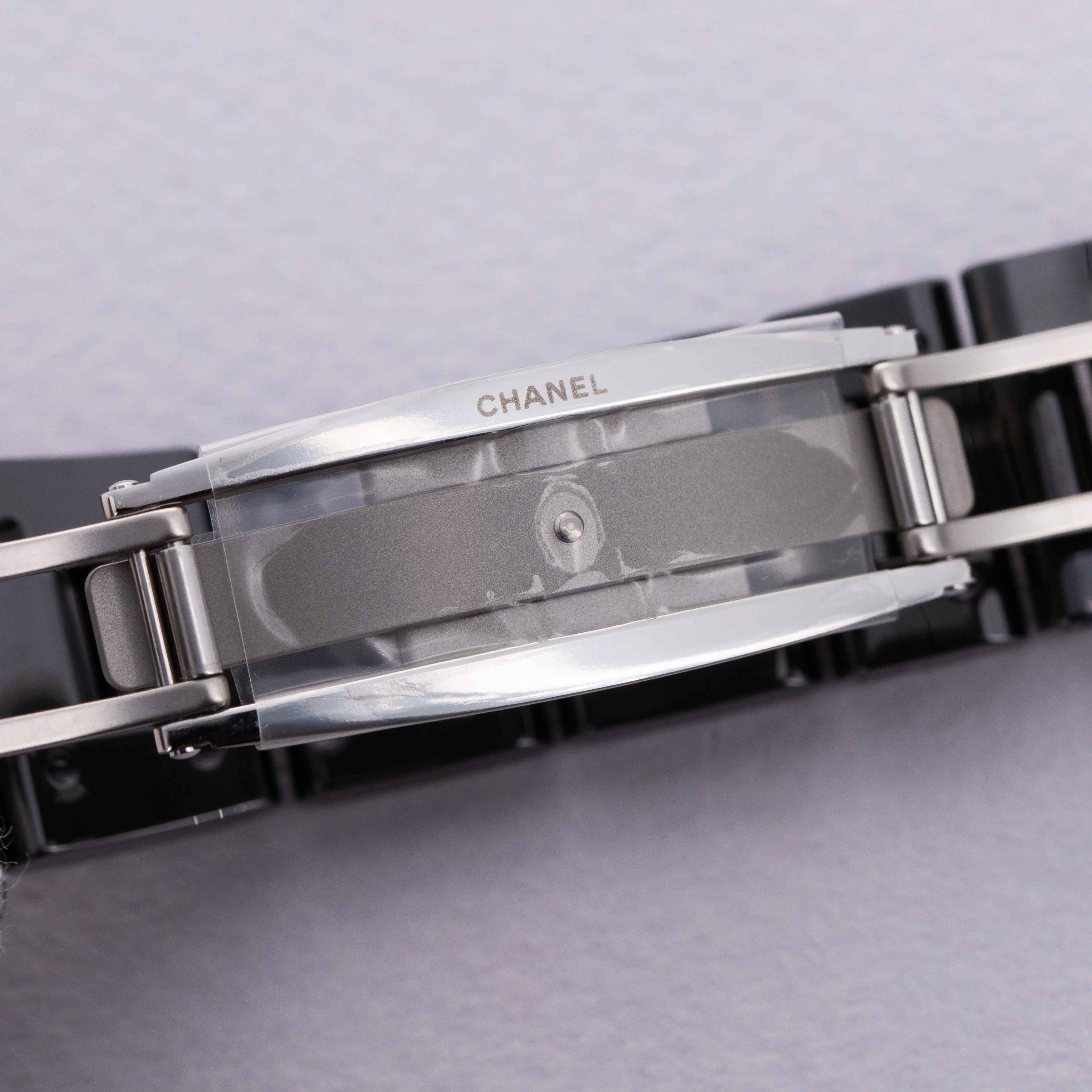 Chanel J12 H5697 38mm Black ceramic Black 13