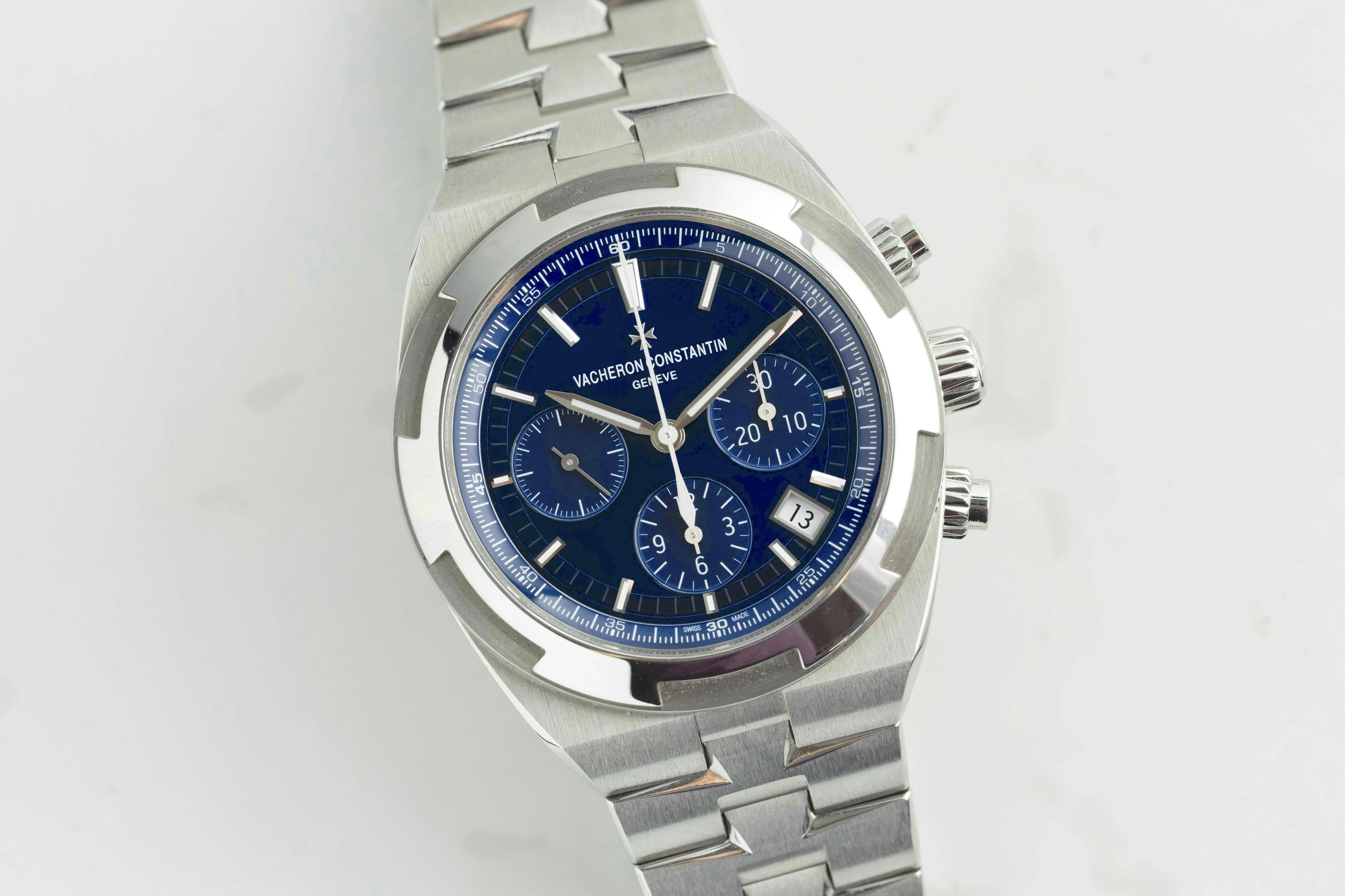 Vacheron Constantin Overseas Chronograph 5500V/110A-B148 42.5mm Stainless steel Blue 2