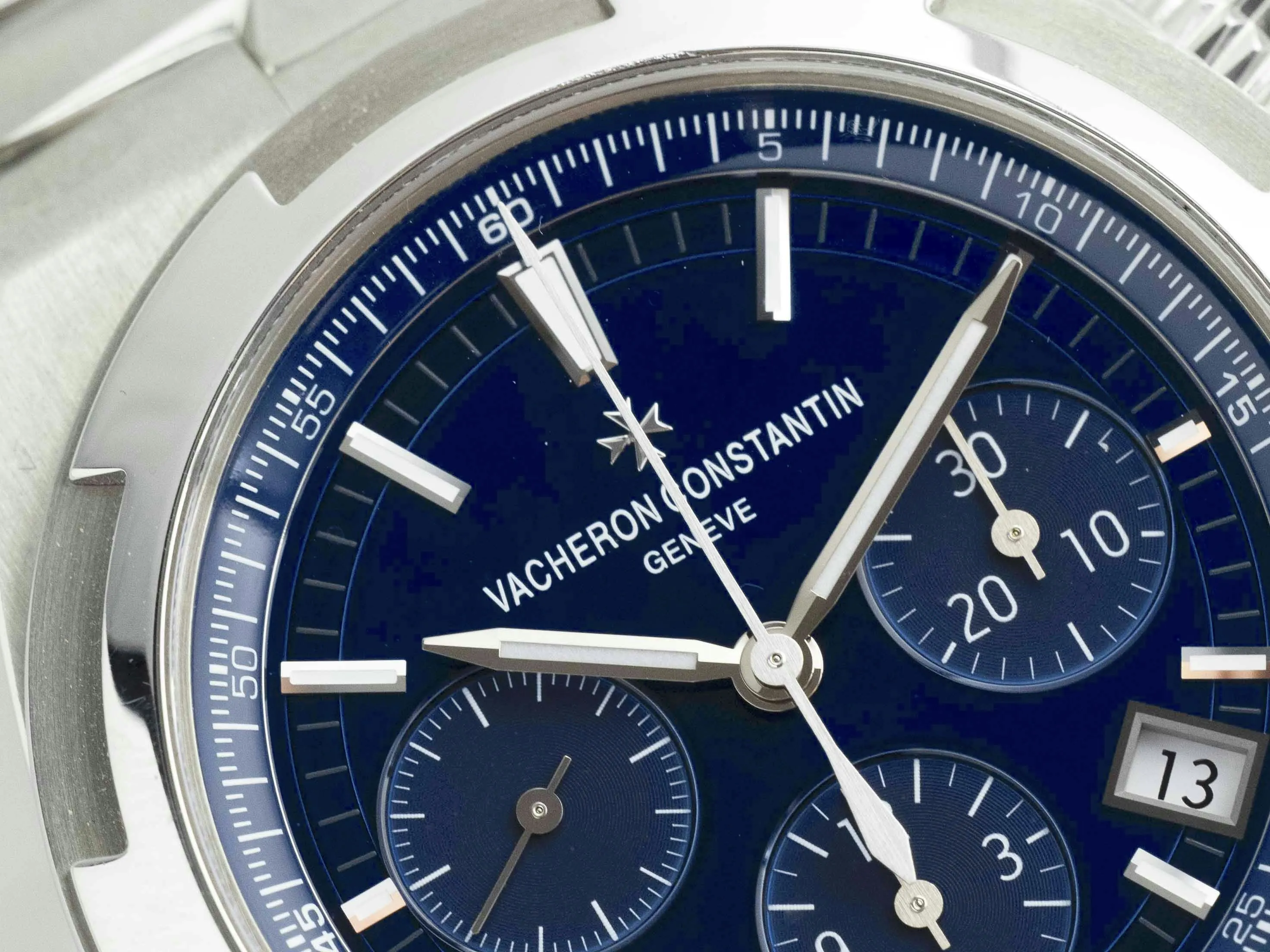 Vacheron Constantin Overseas Chronograph 5500V/110A-B148 42.5mm Stainless steel Blue 5