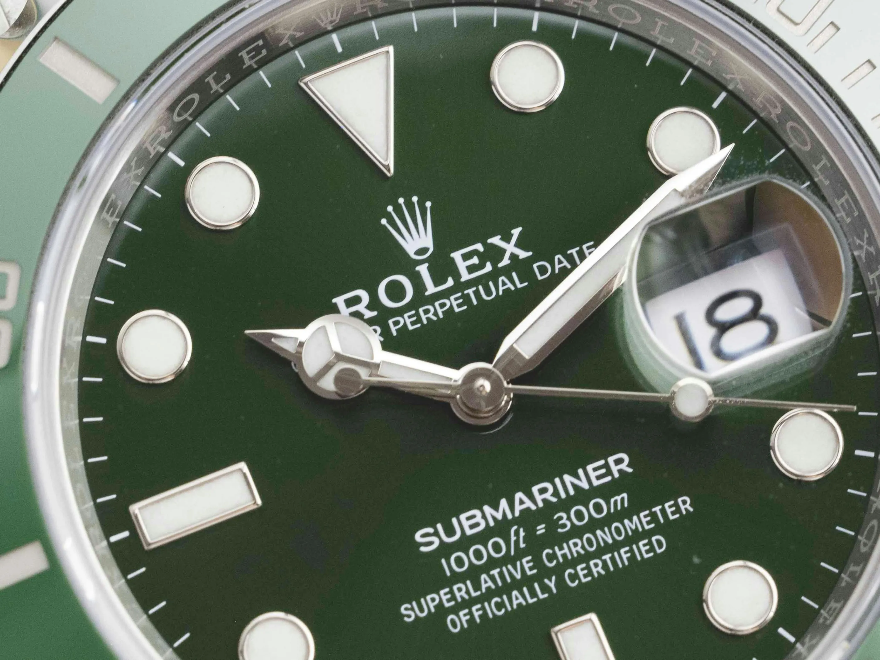 Rolex Submariner 116610LV 40mm Stainless steel Green 4