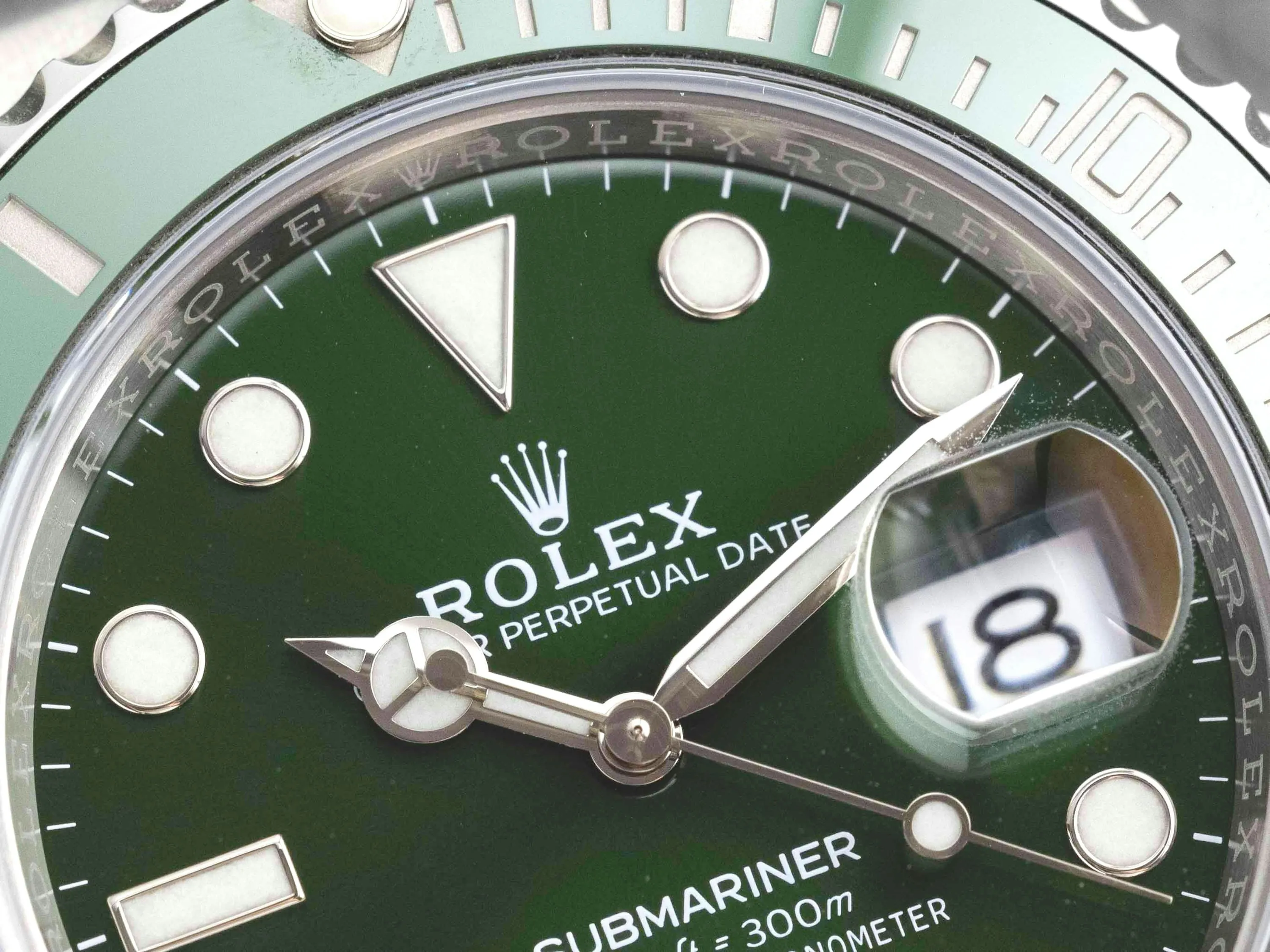 Rolex Submariner 116610LV 40mm Stainless steel Green 5