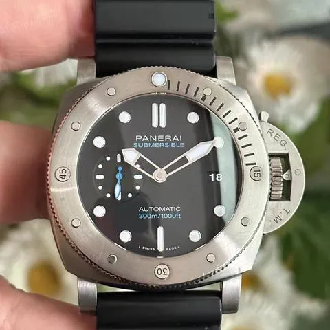 Panerai Submersible PAM 01305 47mm Titanium Black 2