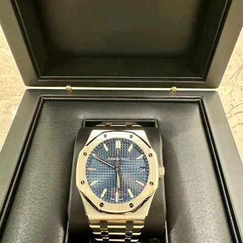 Audemars Piguet Royal Oak 15500ST.OO.1220ST.01 41mm Stainless steel Blue