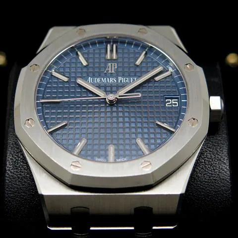 Audemars Piguet Royal Oak 15500ST.OO.1220ST.01 41mm Stainless steel Blue 2