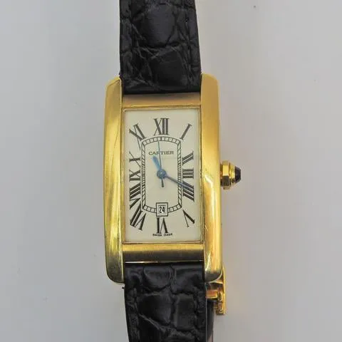 Cartier Tank Américaine 1725 41mm Yellow gold White