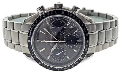 Omega Speedmaster Date 323.30.40.40.06.001 40mm Stainless steel Gray 3