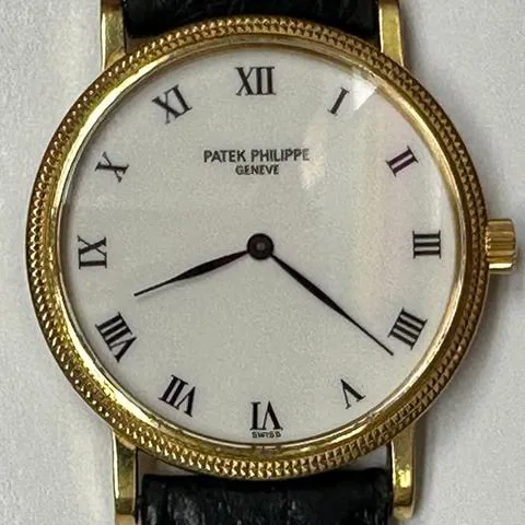 Patek Philippe Calatrava 3992 33mm Yellow gold White