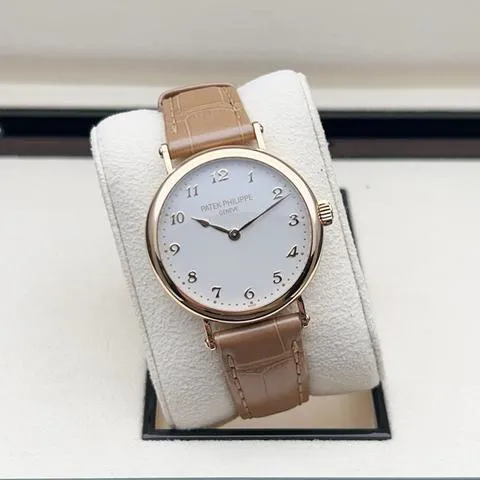 Patek Philippe Calatrava 7200R-001 34.5mm Rose gold White