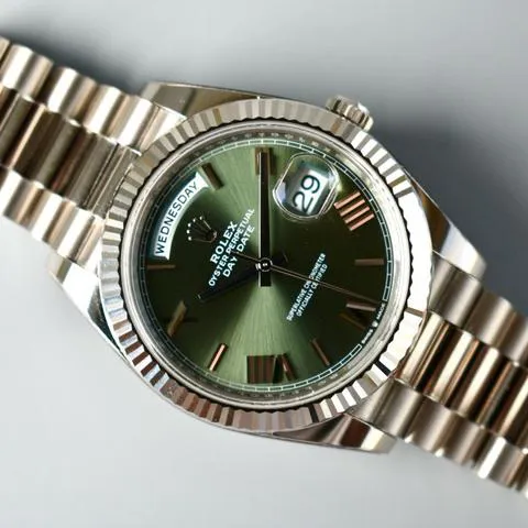 Rolex Day-Date 40 228239 40mm White gold Green