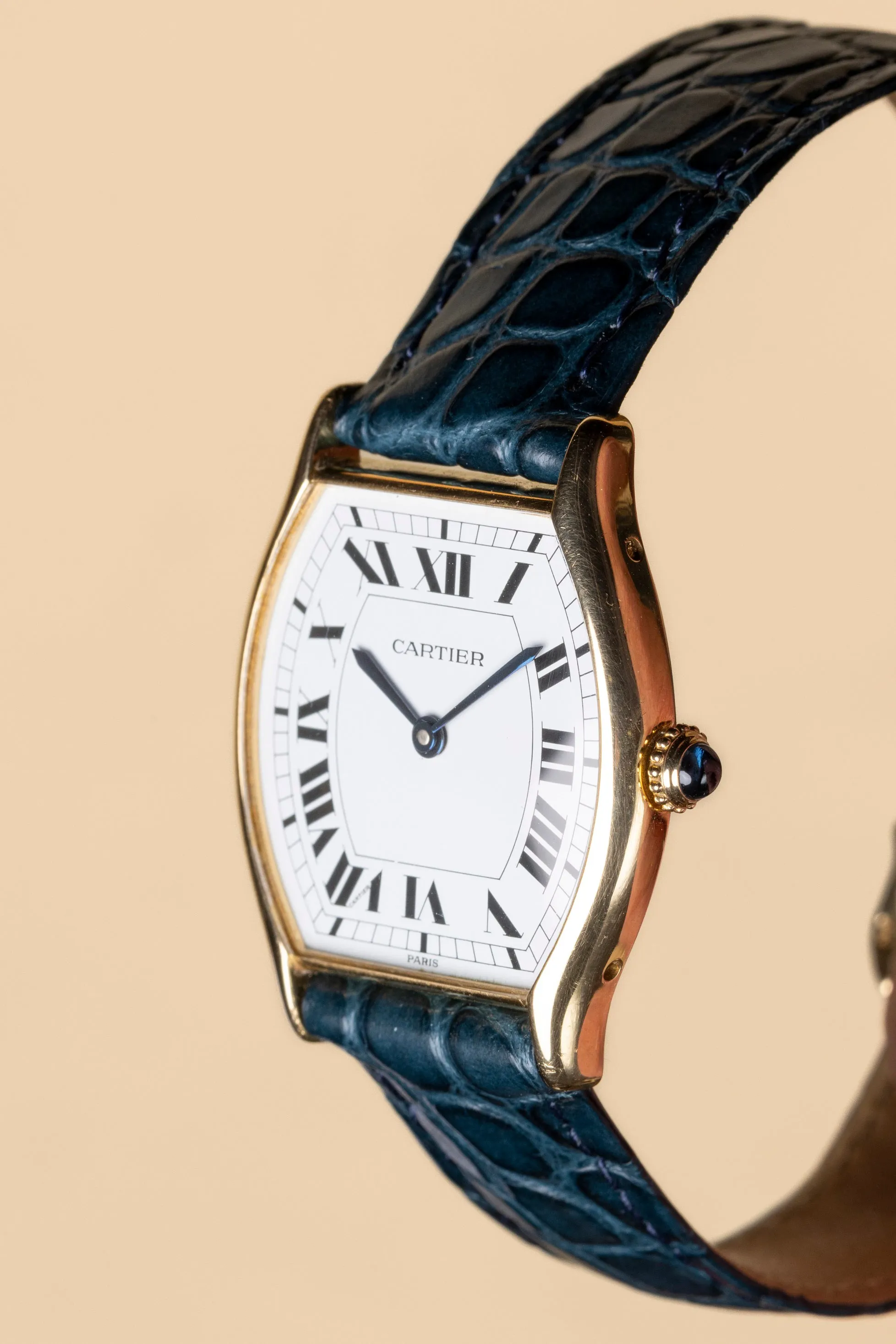 Cartier Tortue 10712 3.4mm Yellow gold White 2