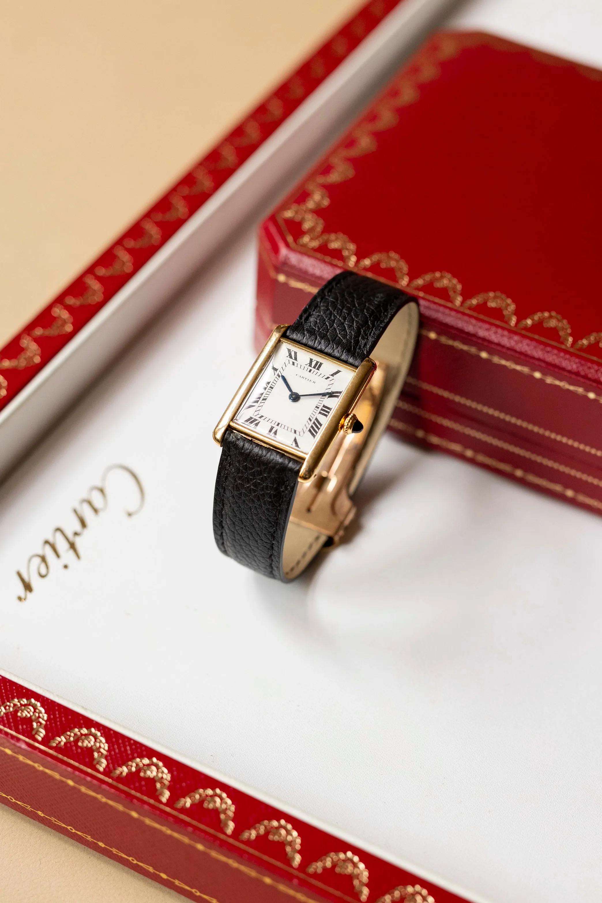 Cartier Tank Louis Yellow gold White