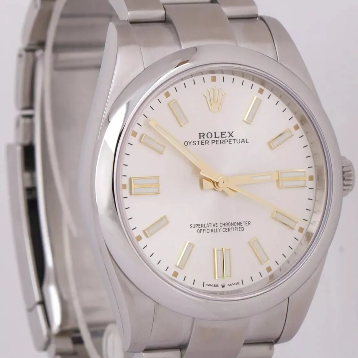 Rolex Oyster Perpetual 124300-0001 41mm Oystersteel Silver 2