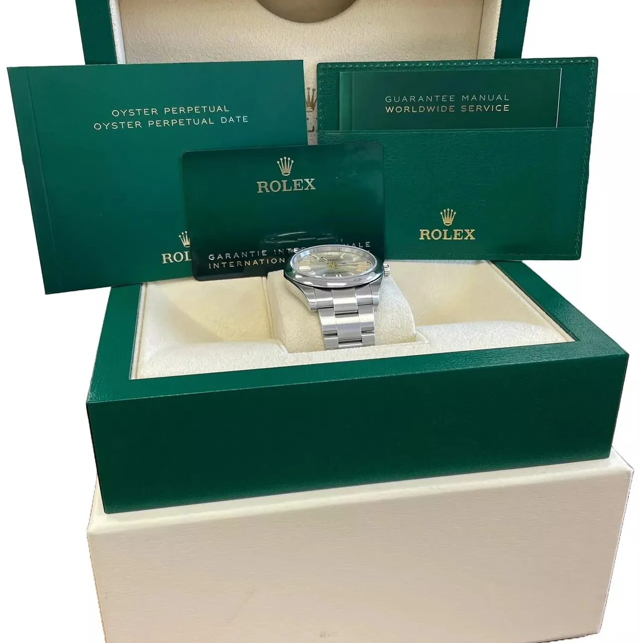 Rolex Oyster Perpetual 124300-0001 41mm Oystersteel Silver 6