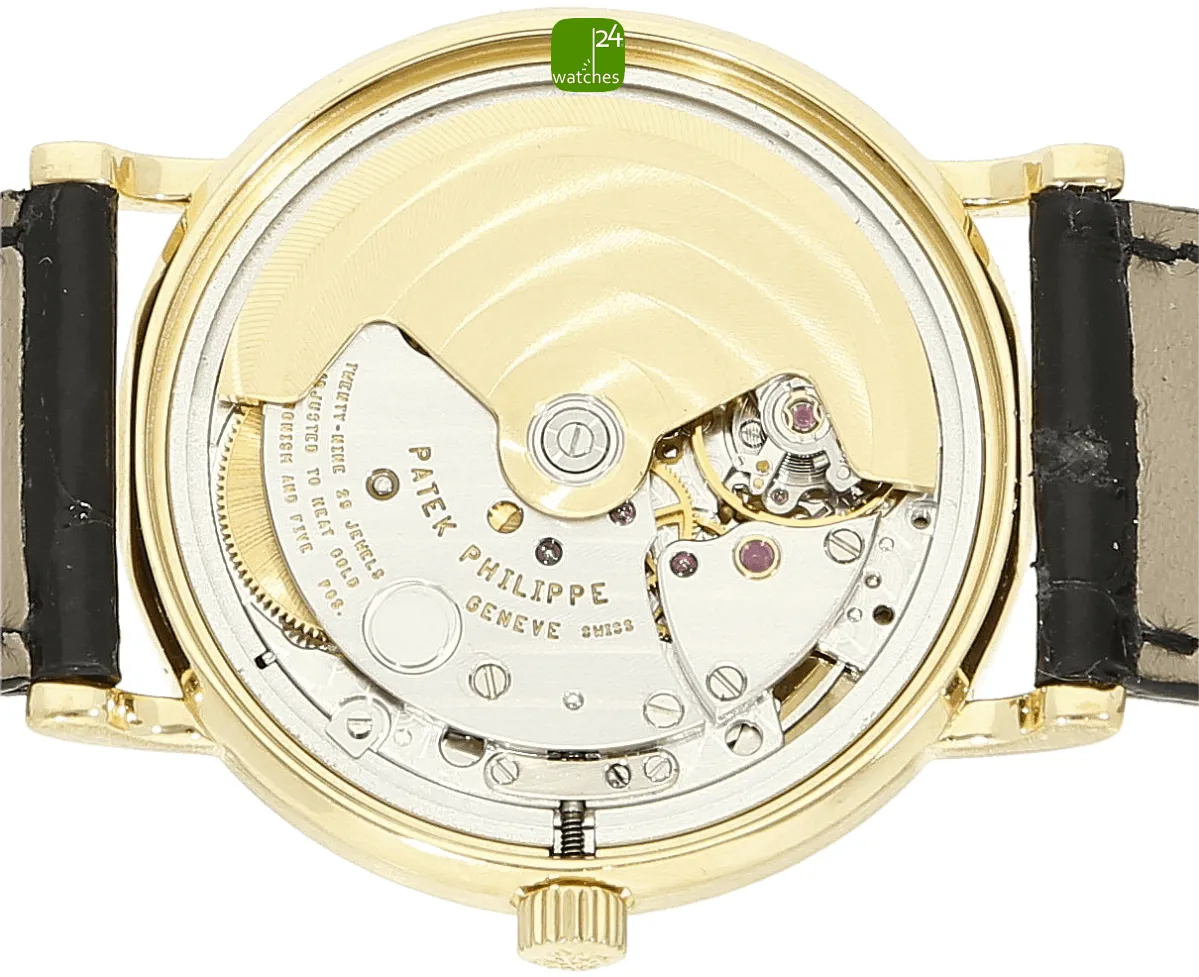 Patek Philippe Calatrava 3802/200 33mm Yellow gold White 15