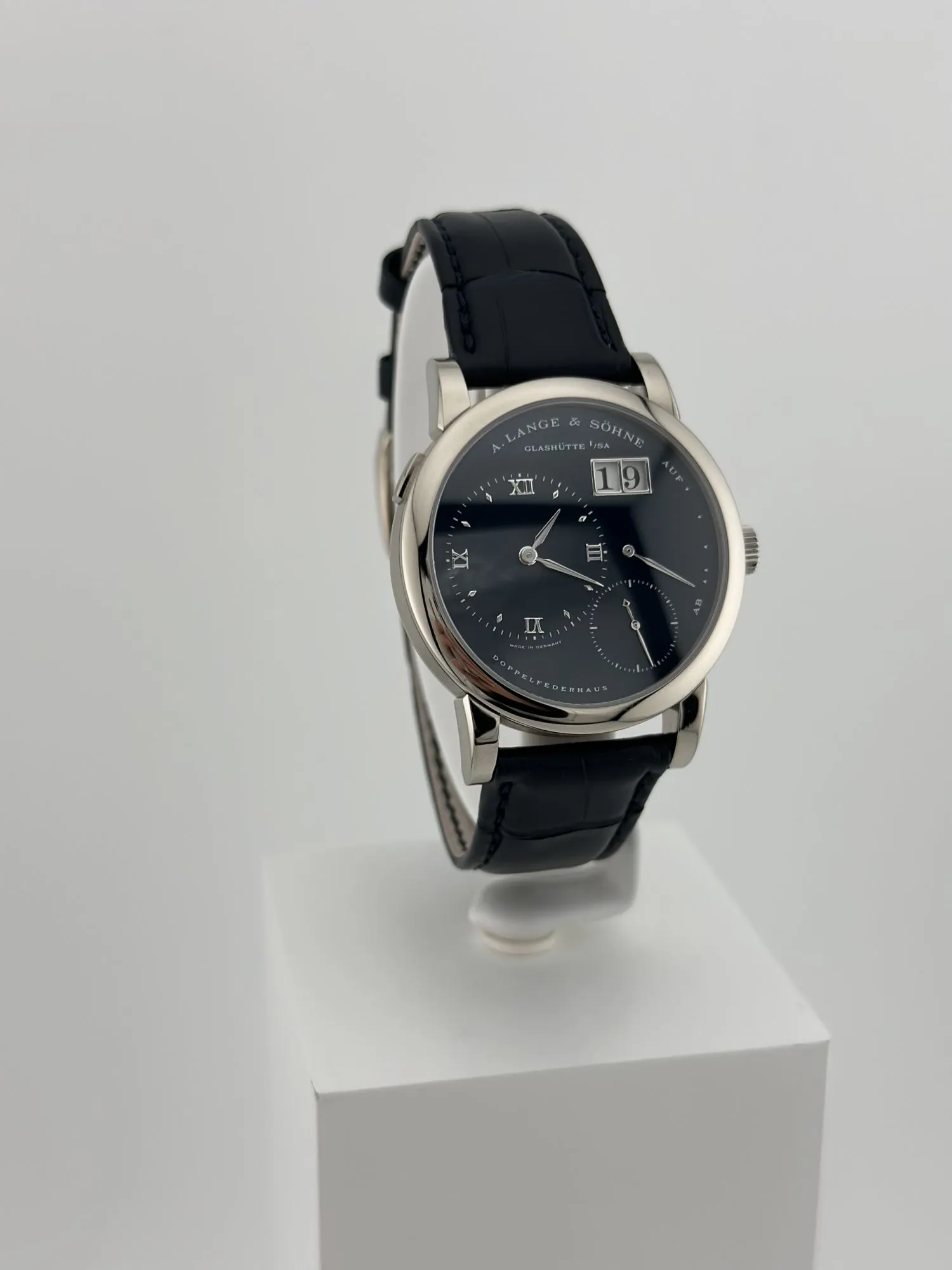 A. Lange & Söhne Lange 1 101.027 38.5mm White gold Blue 3