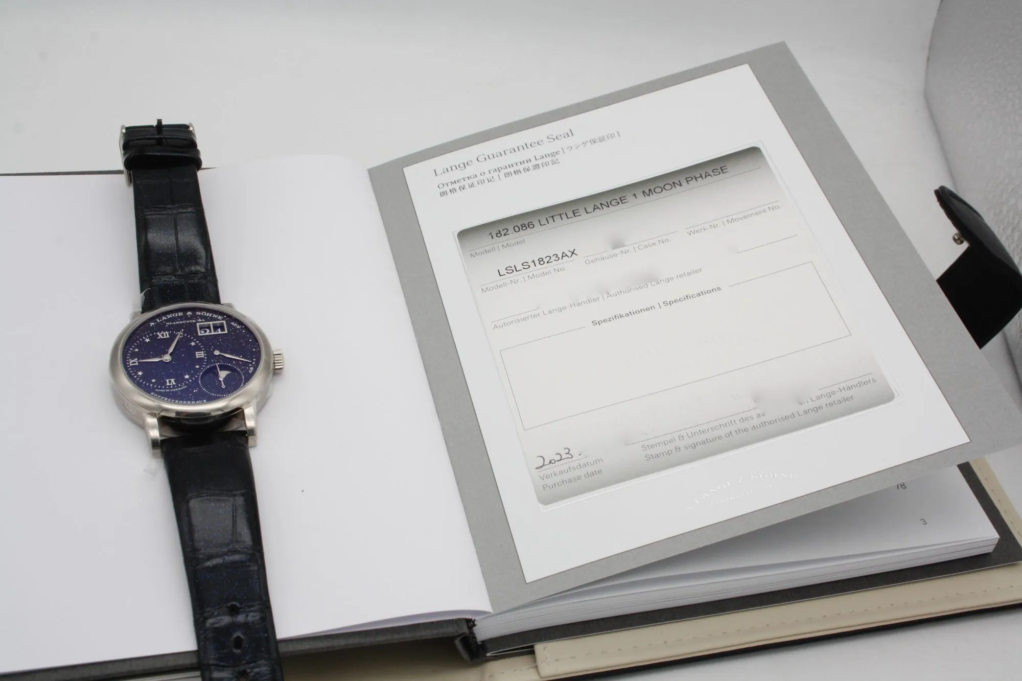 A. Lange & Söhne Lange 1 182.086 36mm White gold Blue 11