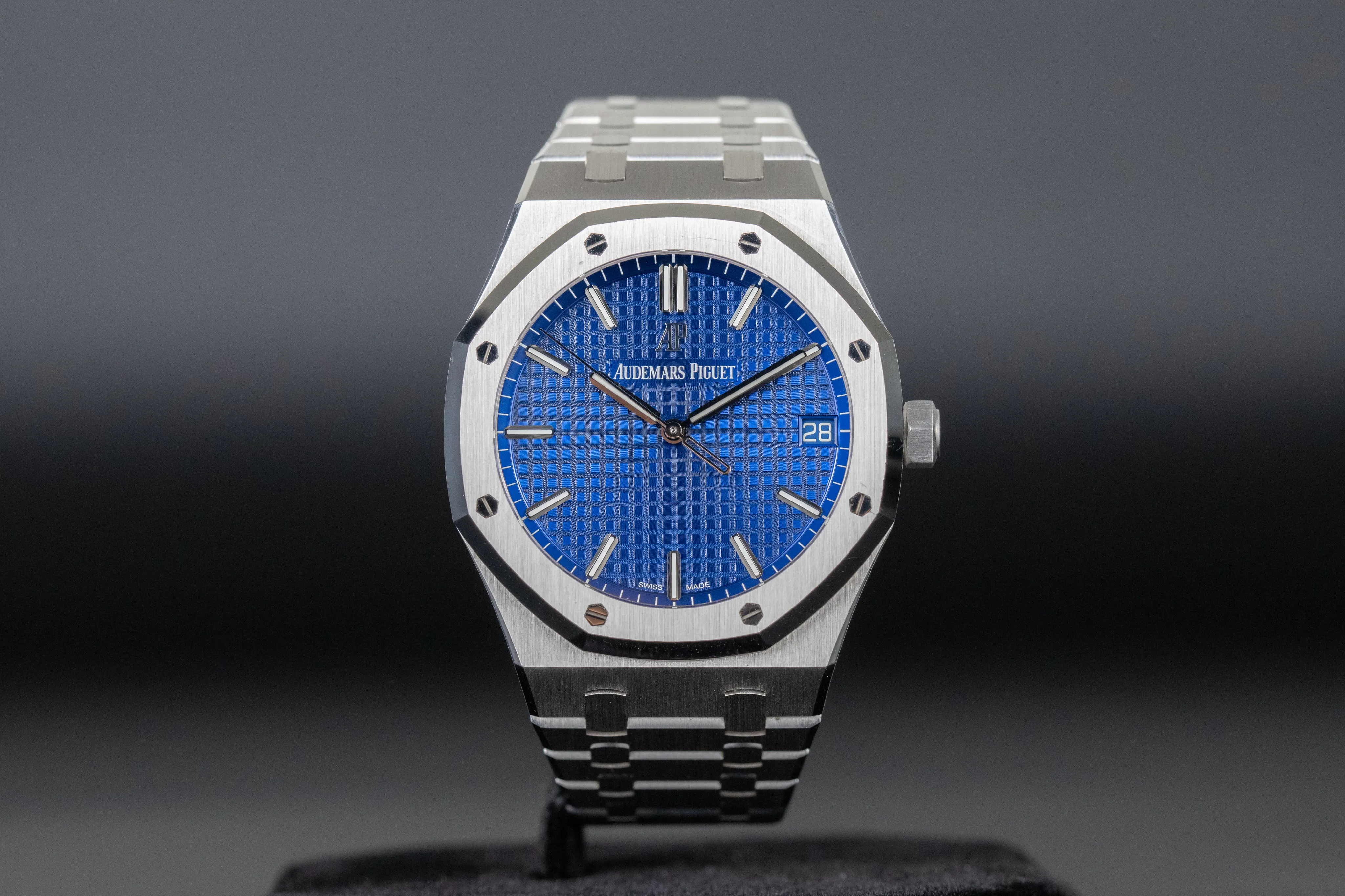 Audemars Piguet Royal Oak 15503BC 41mm White gold Blue