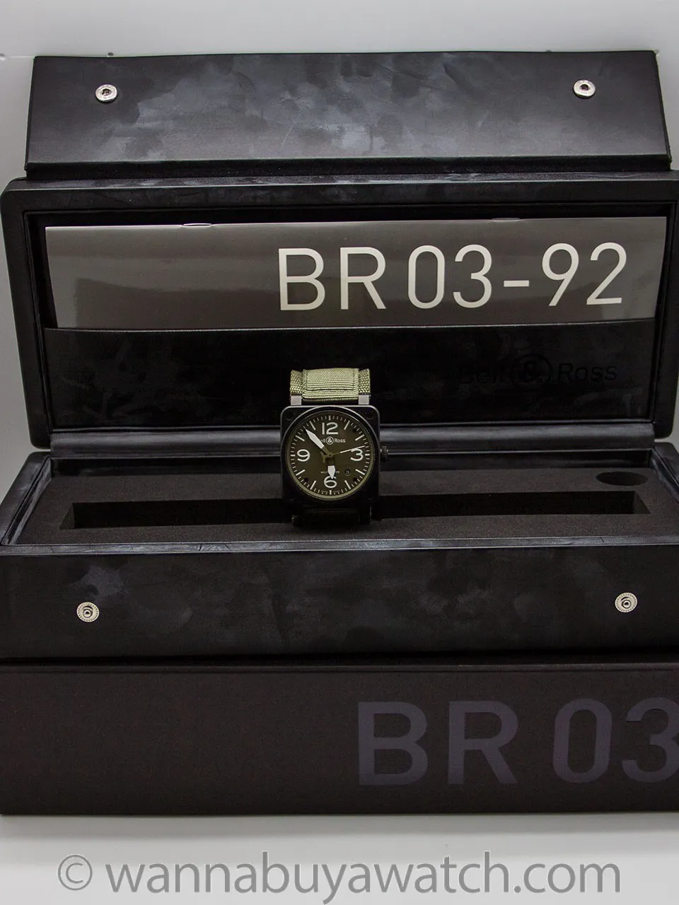 Bell & Ross BR03-92 42mm Stainless steel and PVD Green 5