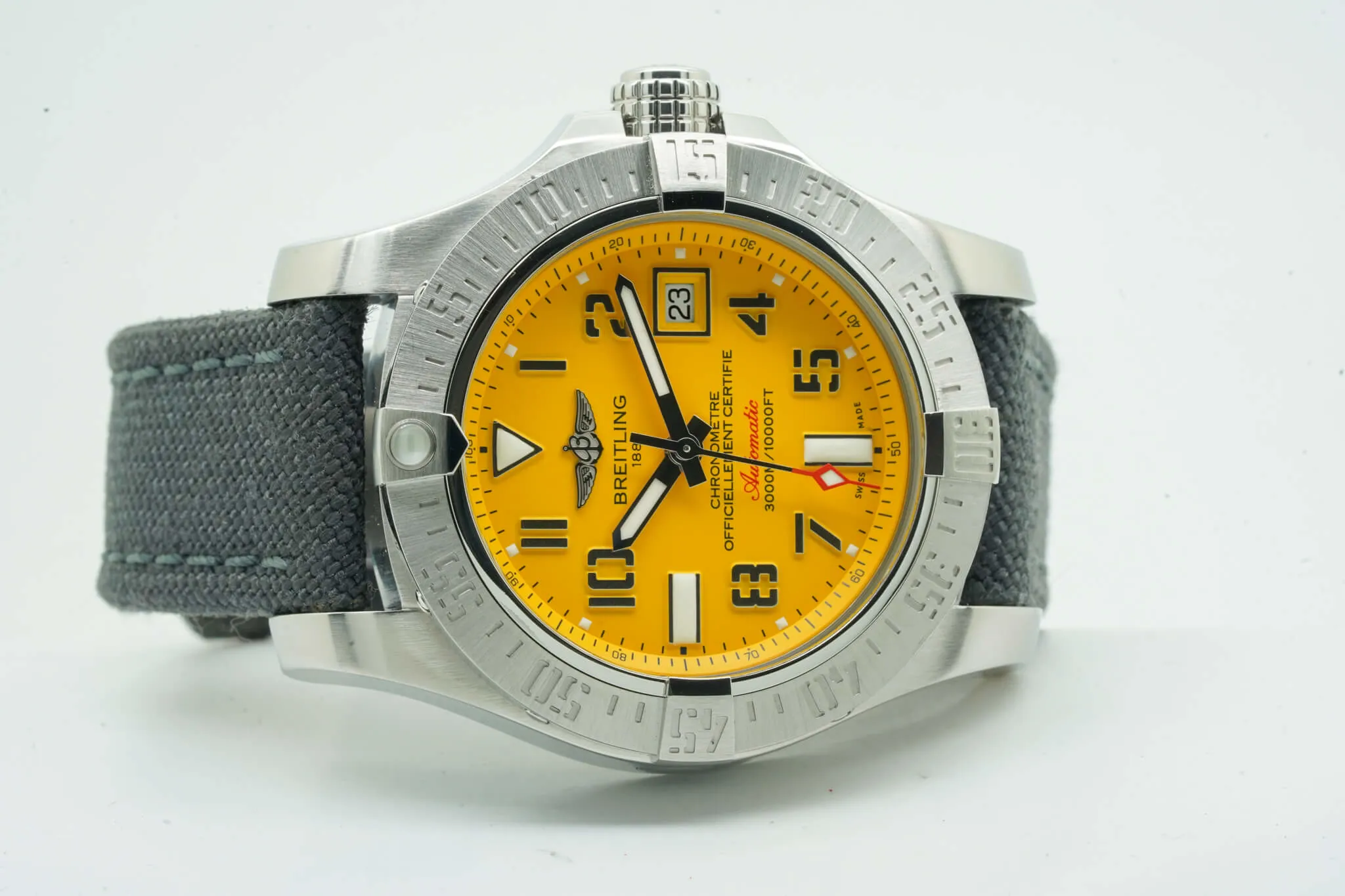 Breitling Avenger II Seawolf A1733110/I519 45mm Yellow 4