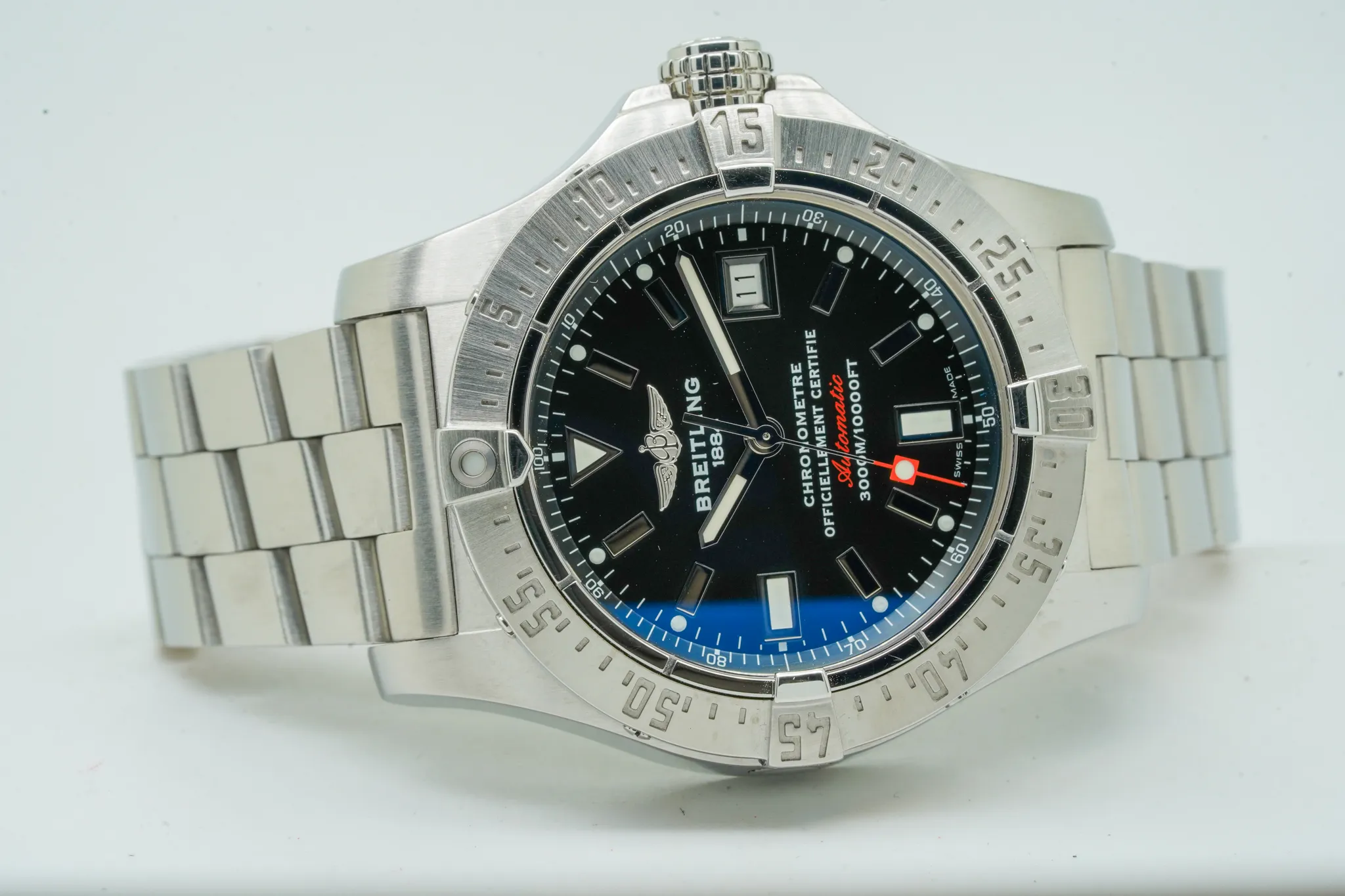 Breitling Avenger A17330 45mm 16