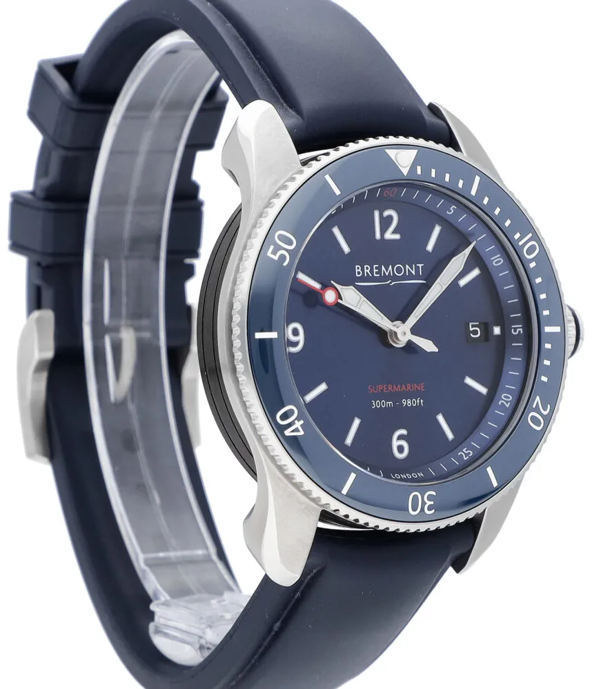 Bremont Supermarine S300 40mm Stainless steel Blue 4