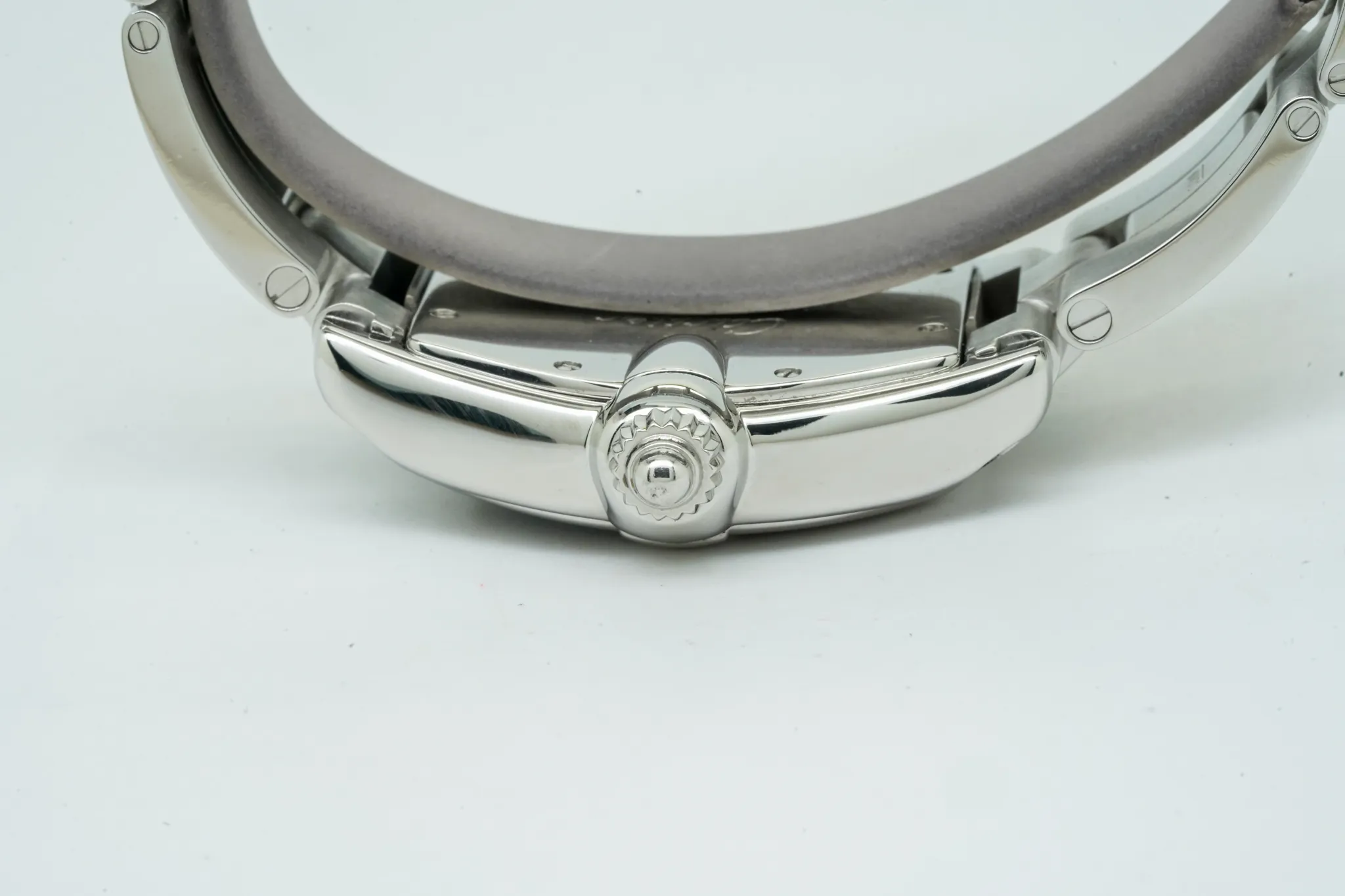 Cartier Roadster W62002V3 38mm 15