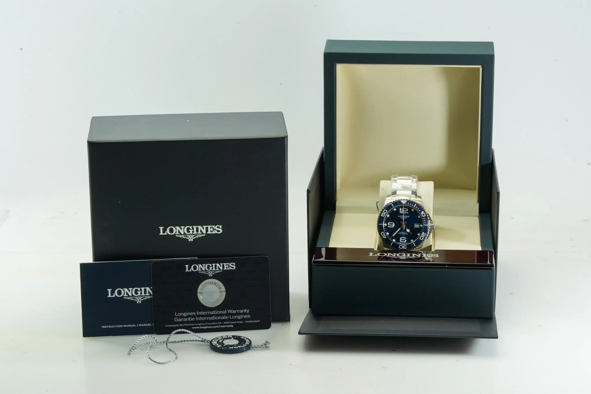 Longines HydroConquest L37804966 39mm Blue 1