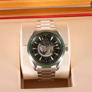 Omega Seamaster 220.30.43.22.10.001 Stainless steel Green