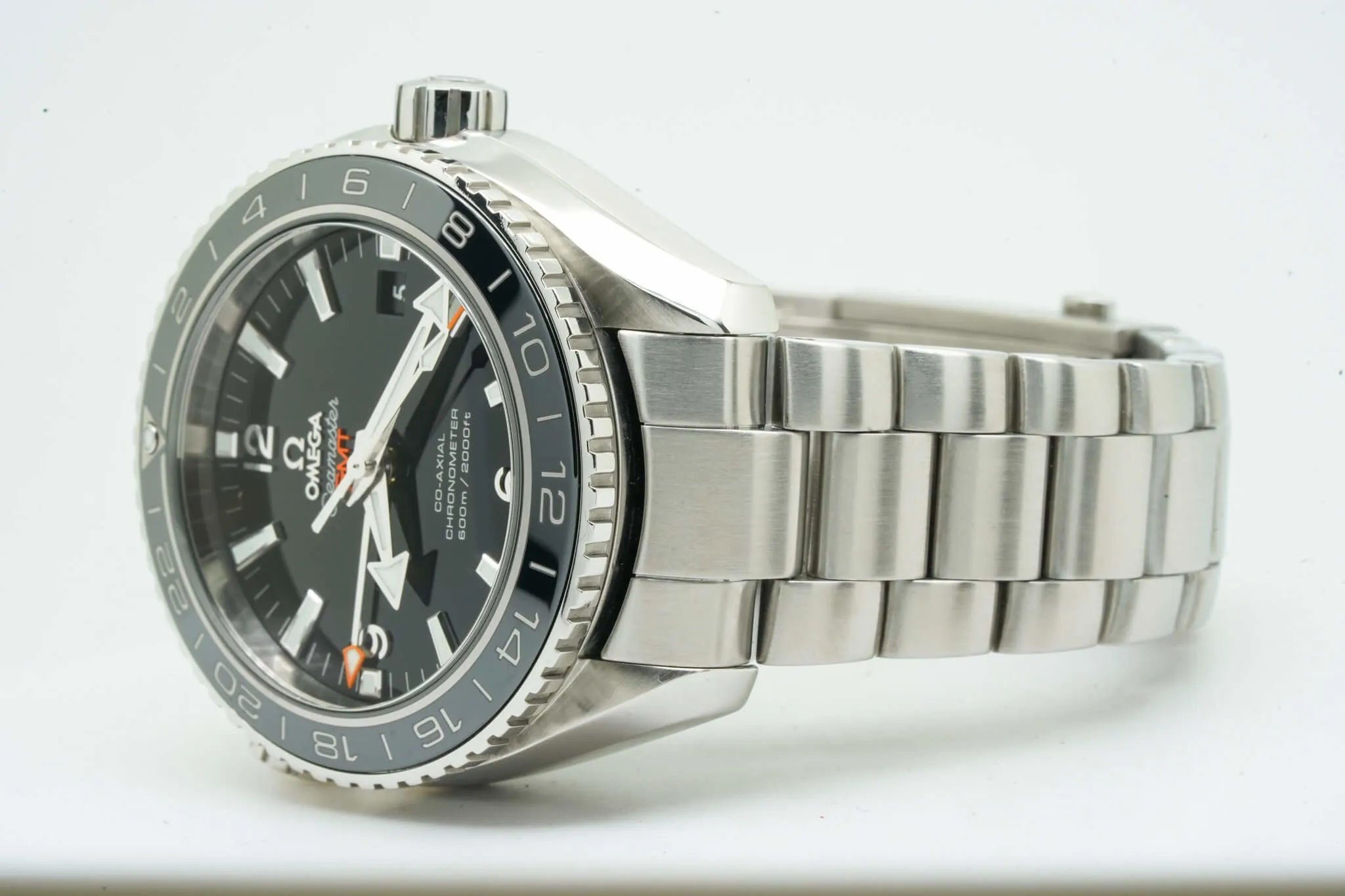 Omega Seamaster Planet Ocean 232.30.44.22.01.001 43.5mm Black 17