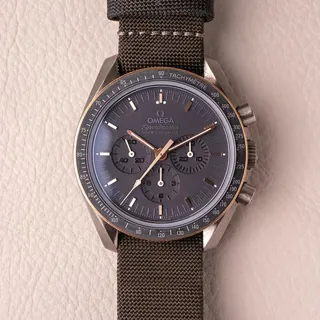 Omega Speedmaster Professional Apollo 11 45th Anniversary 311.62.42.30.06.001 Titanium and Sedna gold Gray