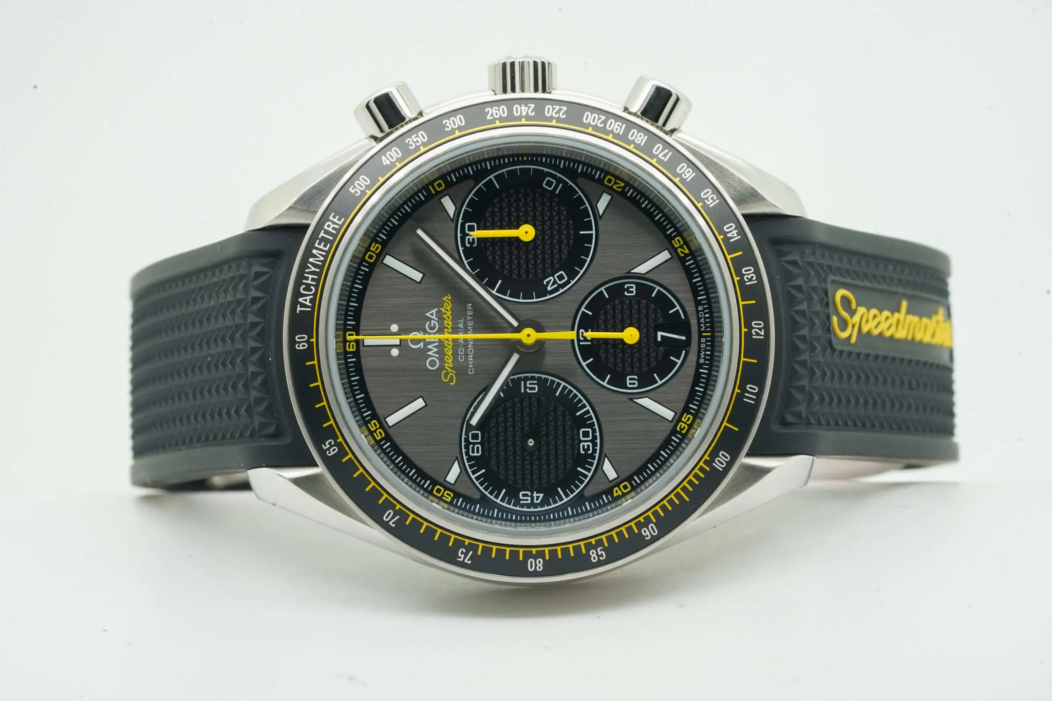 Omega Speedmaster Racing 326.30.40.50.06.001 40mm Gray